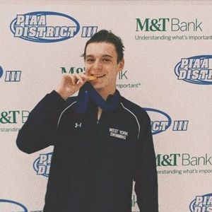 Meet your Posher, Aidan